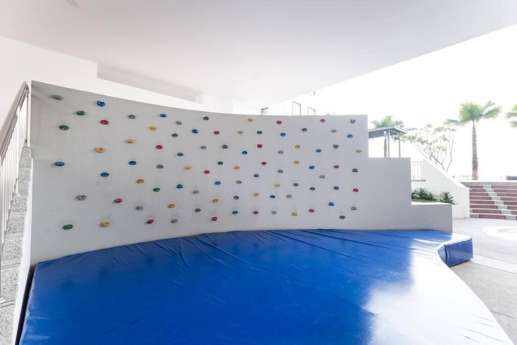 Tr Residence Lovely 3 Bedroom Unit 6Pax Next To Titiwangsa Lrt Kuala Lumpur Exterior photo