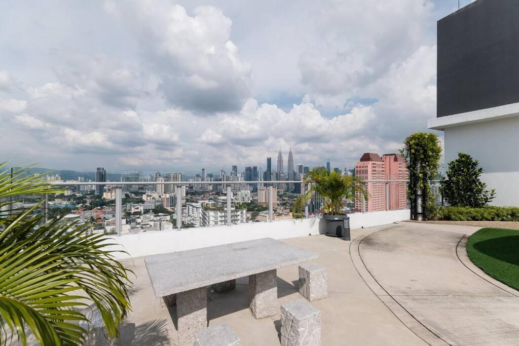Tr Residence Lovely 3 Bedroom Unit 6Pax Next To Titiwangsa Lrt Kuala Lumpur Exterior photo